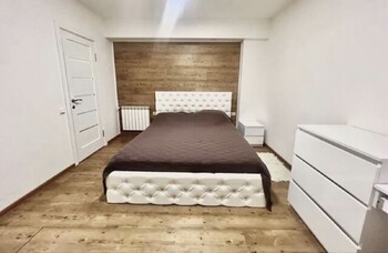 3 ���. ��������, 100 ��. �., 8/8 ����