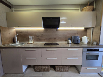 1 ��. ��������, 37.1 ��. �., 1/9 ������