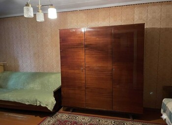 1 ��. ��������, 28 ��. �., 2/5 ������