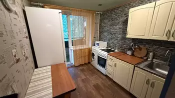 1 ���. ��������, 40 ��. �., 2/12 ����