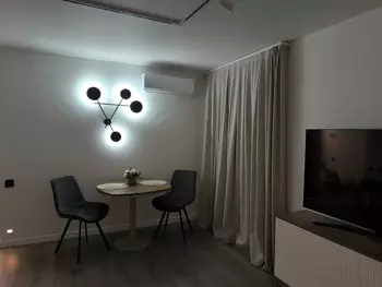 4 ���. ��������, 80 ��. �., 5/9 ����