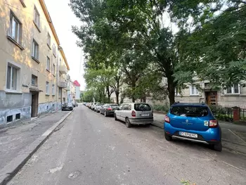 1 ��. ��������, 21 ��. �., 1/3 ������