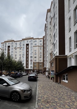 5 ��. ��������, 140 ��. �., 9/10 ������