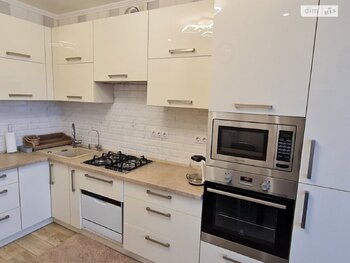 1 ���. ��������, 45 ��. �., 3/12 ����