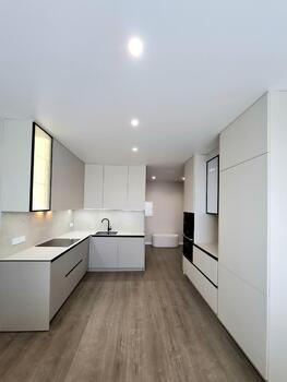 2 ��. ��������, 71 ��. �., 24/24 ������