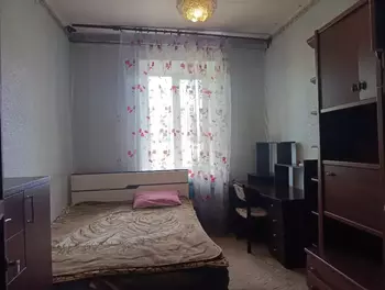 4 ���. ��������, 77 ��. �., 3/3 ����