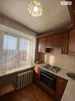 1 ��. ��������, 32 ��. �., 9/9 ������