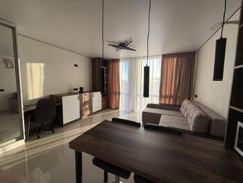 1 ��. ��������, 33 ��. �., 5/5 ������