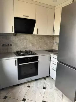 3 ��. ��������, 60 ��. �., 2/2 ������