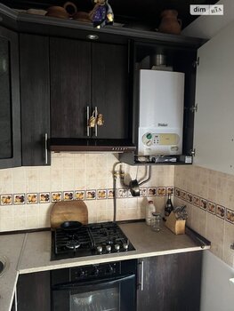 2 ���. ��������, 48 ��. �., 3/3 ����