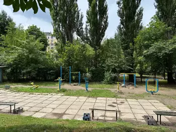 3 ���. ��������, 64 ��. �., 8/9 ����