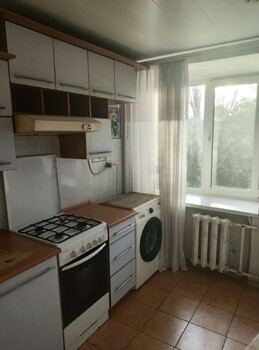 1 ���. ��������, 35 ��. �., 2/14 ����