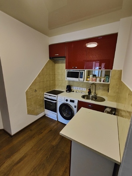 3 ���. ��������, 64,2 ��. �., 7/25 ����