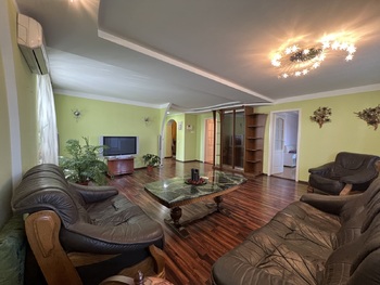 3 ���. ��������, 102 ��. �., 9/9 ����