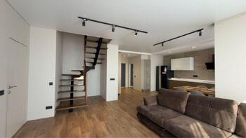 4 ��. ��������, 135 ��. �., 24/25 ������