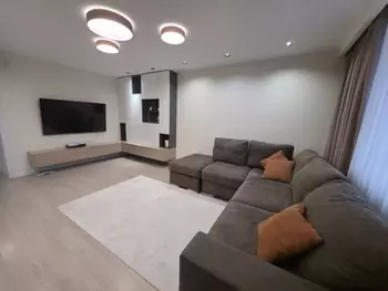 3 ��. ��������, 102 ��. �., 9/12 ������