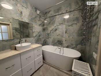 3 ��. ��������, 95 ��. �., 4/9 ������