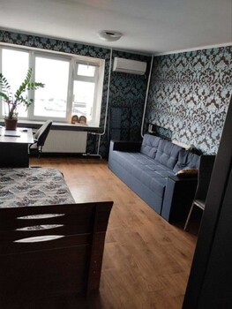 1 ��. ��������, 30 ��. �., 8/9 ������