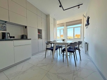 3 ��. ��������, 90 ��. �., 9/9 ������