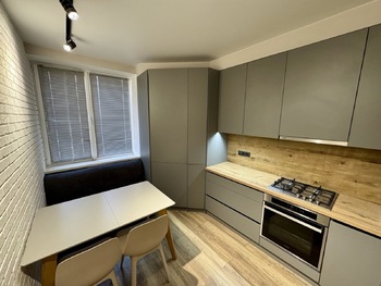 2 ��. ��������, 51 ��. �., 3/10 ������