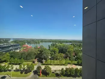 1 ��. ��������, 30 ��. �., 17/24 ������