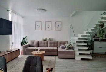 3 ��. ��������, 81 ��. �., 9/9 ������