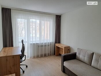 1 ��. ��������, 30 ��. �., 4/5 ������