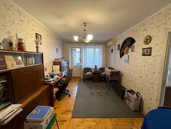 3 ��. ��������, 51 ��. �., 2/5 ������