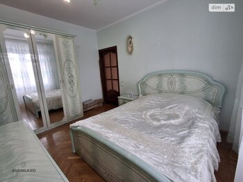 3 ��. ��������, 75 ��. �., 2/5 ������