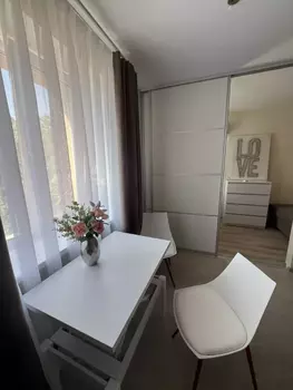 1 ��. ��������, 27 ��. �., 6/9 ������