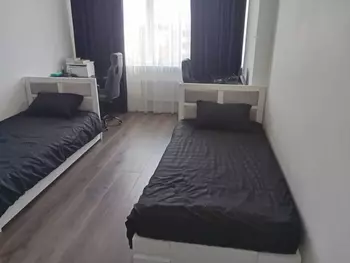 3 ��. ��������, 90 ��. �., 9/10 ������