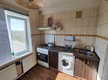 1 ���. ��������, 32 ��. �., 8/9 ����