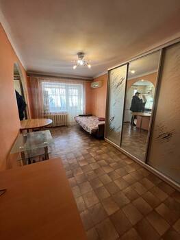 3 ���. ��������, 57 ��. �., 5/5 ����