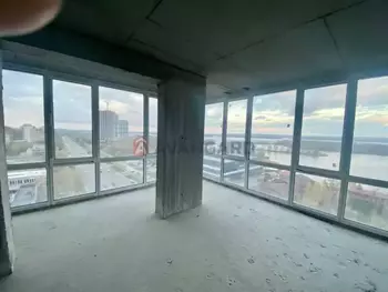 3 ���. ��������, 81 ��. �., 7/24 ����