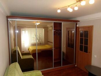 1 ��. ��������, 30 ��. �., 5/6 ������