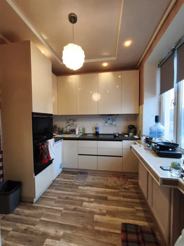 4 ��. ��������, 95 ��. �., 3/5 ������