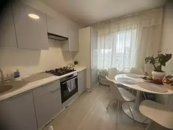2 ��. ��������, 51 ��. �., 10/10 ������