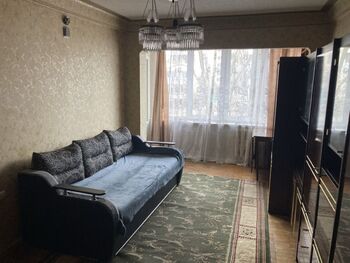 1 ���. ��������, 33.3 ��. �., 2/9 ����