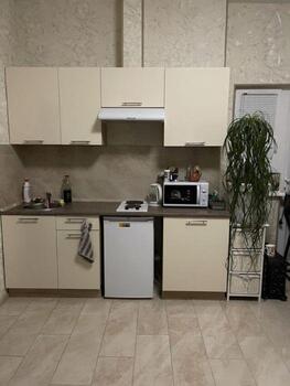 1 ��. ��������, 27 ��. �., 2/24 ������