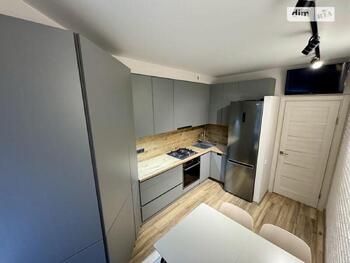 2 ��. ��������, 51 ��. �., 5/10 ������