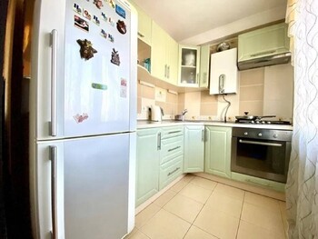 3 ���. ��������, 57 ��. �., 5/5 ����