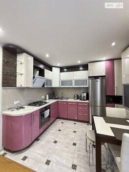 3 ���. ��������, 83 ��. �., 3/9 ����