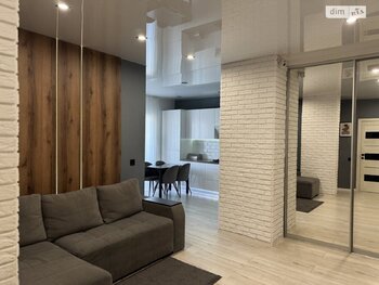 2 ���. ��������, 65 ��. �., 8/10 ����