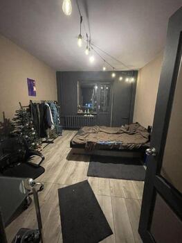 3 ��. ��������, 70 ��. �., 1/9 ������