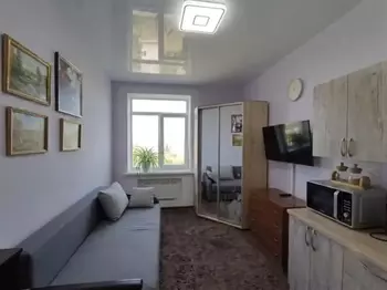 1 ���. ��������, 18 ��. �., 5/5 ����