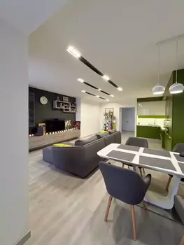 4 ��. ��������, 130 ��. �., 8/10 ������