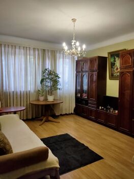 2 ���. ��������, 48.7 ��. �., 2/3 ����