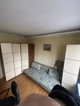 3 ���. ��������, 68 ��. �., 4/9 ����