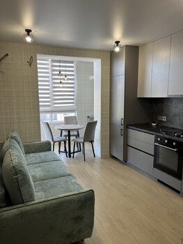 1 ���. ��������, 50 ��. �., 7/10 ����