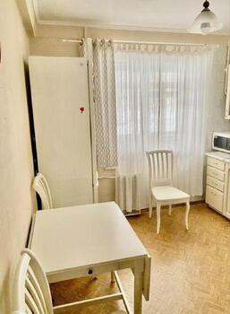 3 ���. ��������, 74 ��. �., 1/9 ����